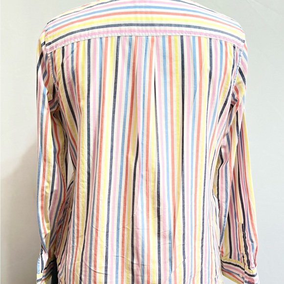 Women Gap striped button down shirt. - Picture 4 of 6